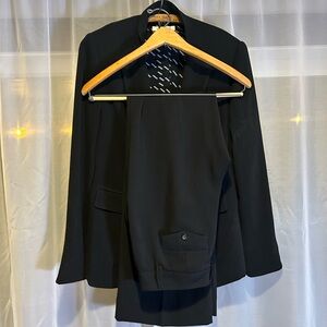 cAbi Black Pantsuit Size 4 Blazer & Trousers Set Carrier Office Classic